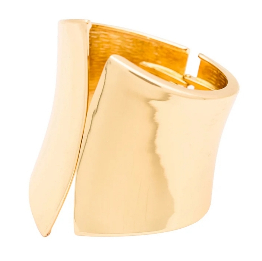 AMBER SCEATS Cuff Bracelet